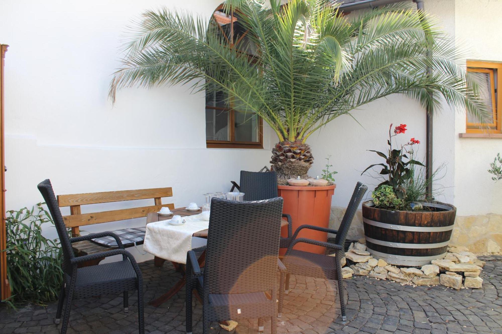 Winzerhotel Kinges-Kessel Morstadt Esterno foto